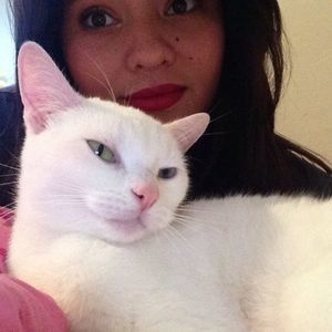 Meet your Posher, Lea